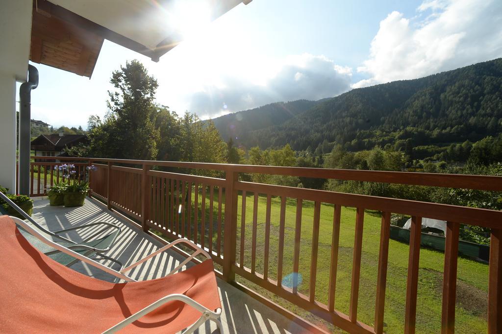 La Casa Al Noce Aparthotel Mezzana  Buitenkant foto